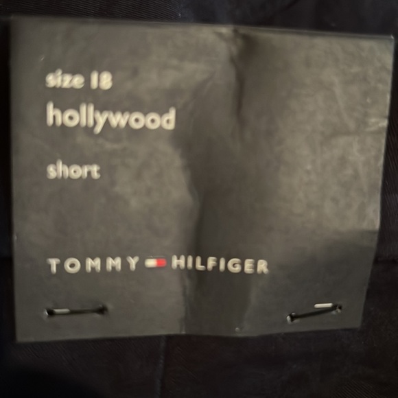 NWT Tommy Hilfiger sailboat print Bermuda Shorts - Picture 5 of 6